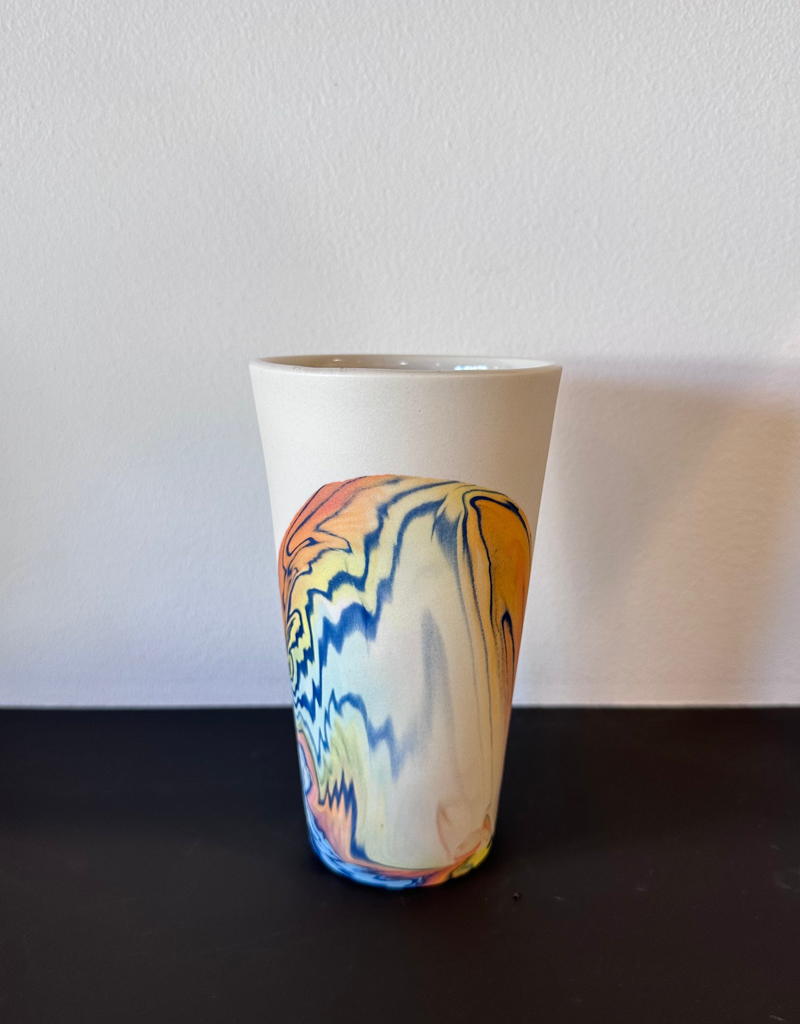 Rainbow wave pint