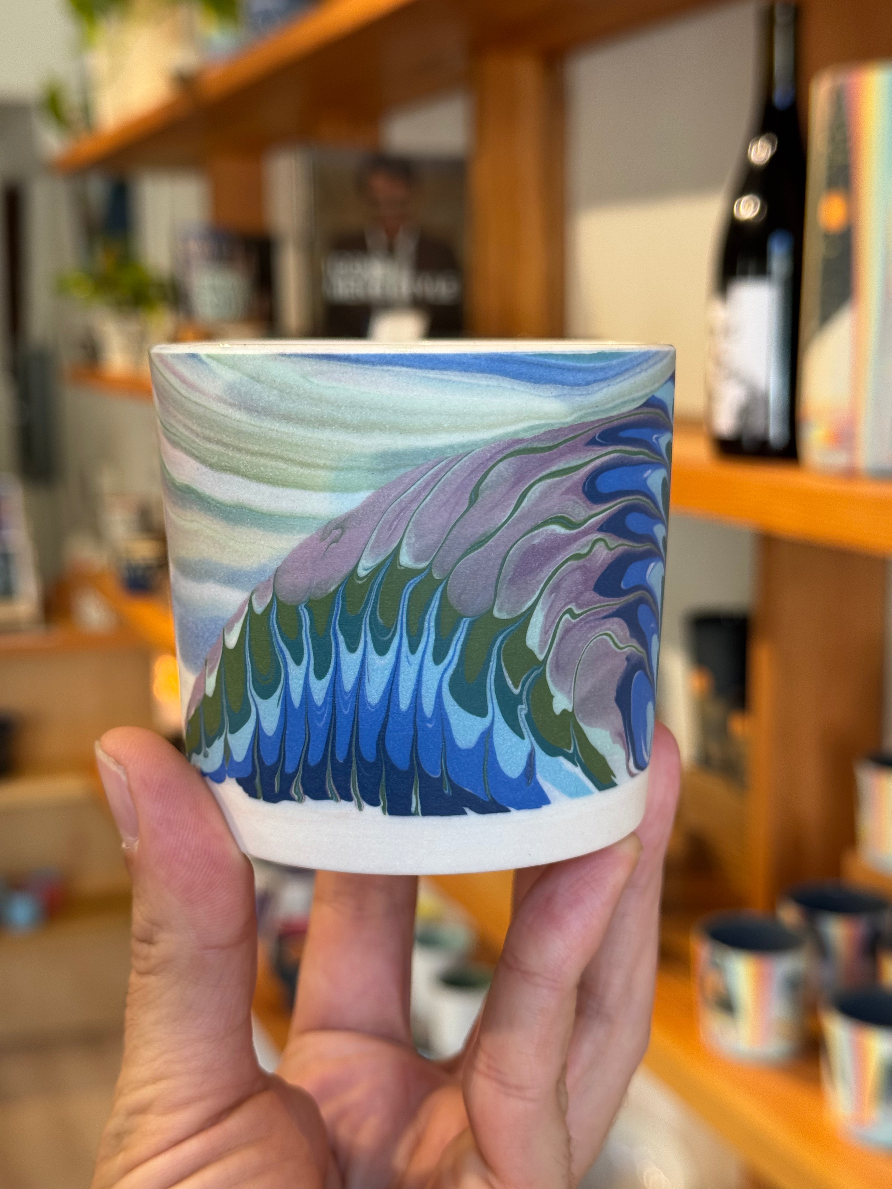 To ship* Feathered tumbler