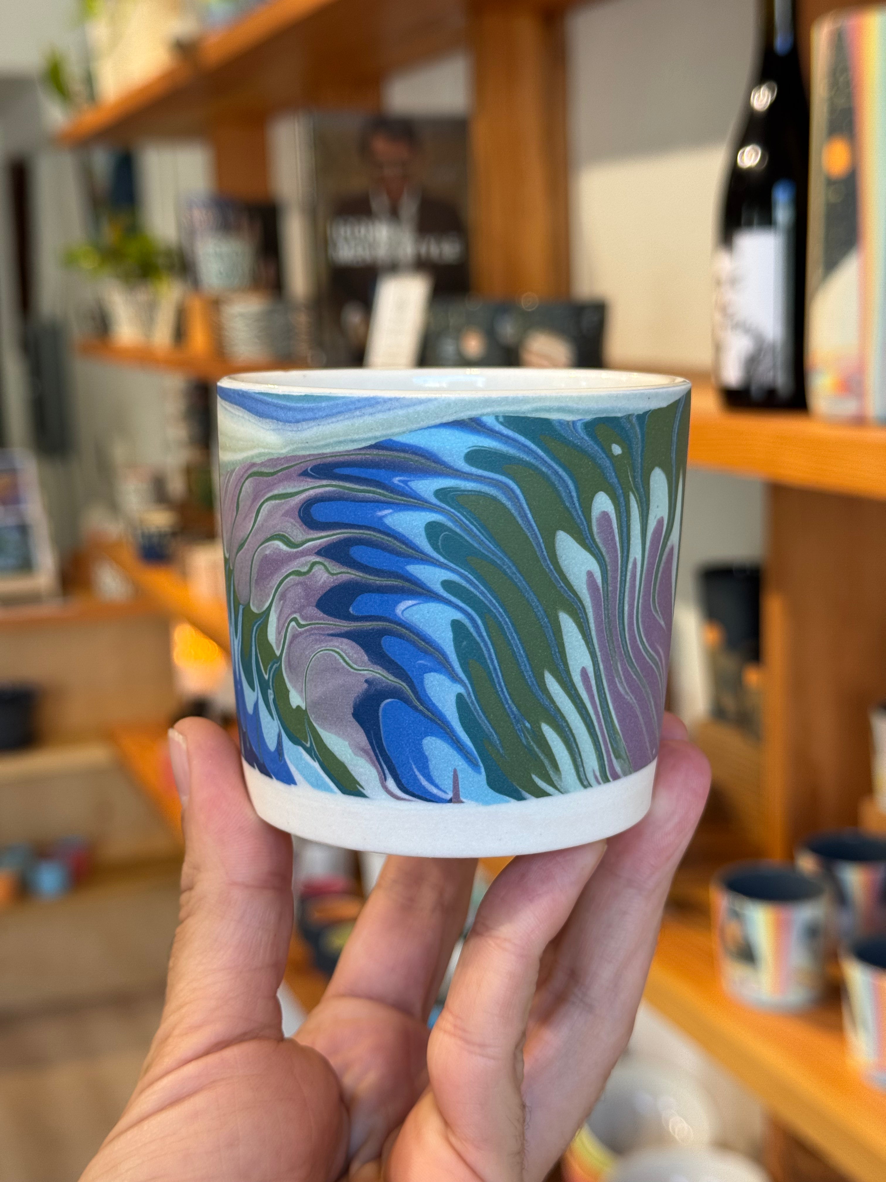 To ship* Feathered tumbler
