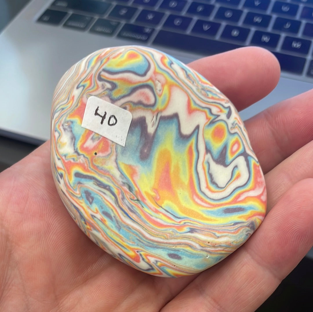 Porcelain rainbow rock