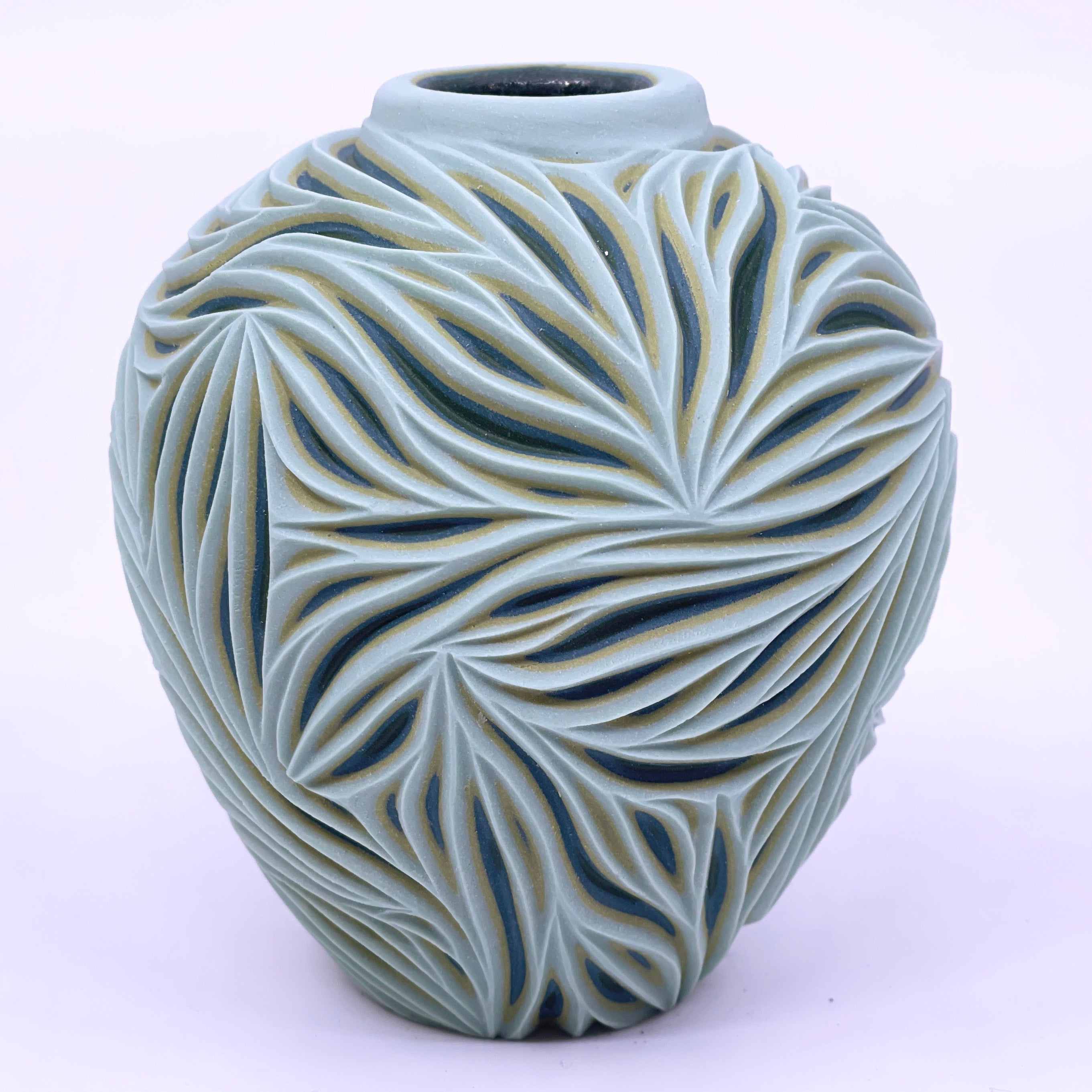 *Limited Preorder* Intricate Bud Vase, Light green (Ship in 4-6 weeks)