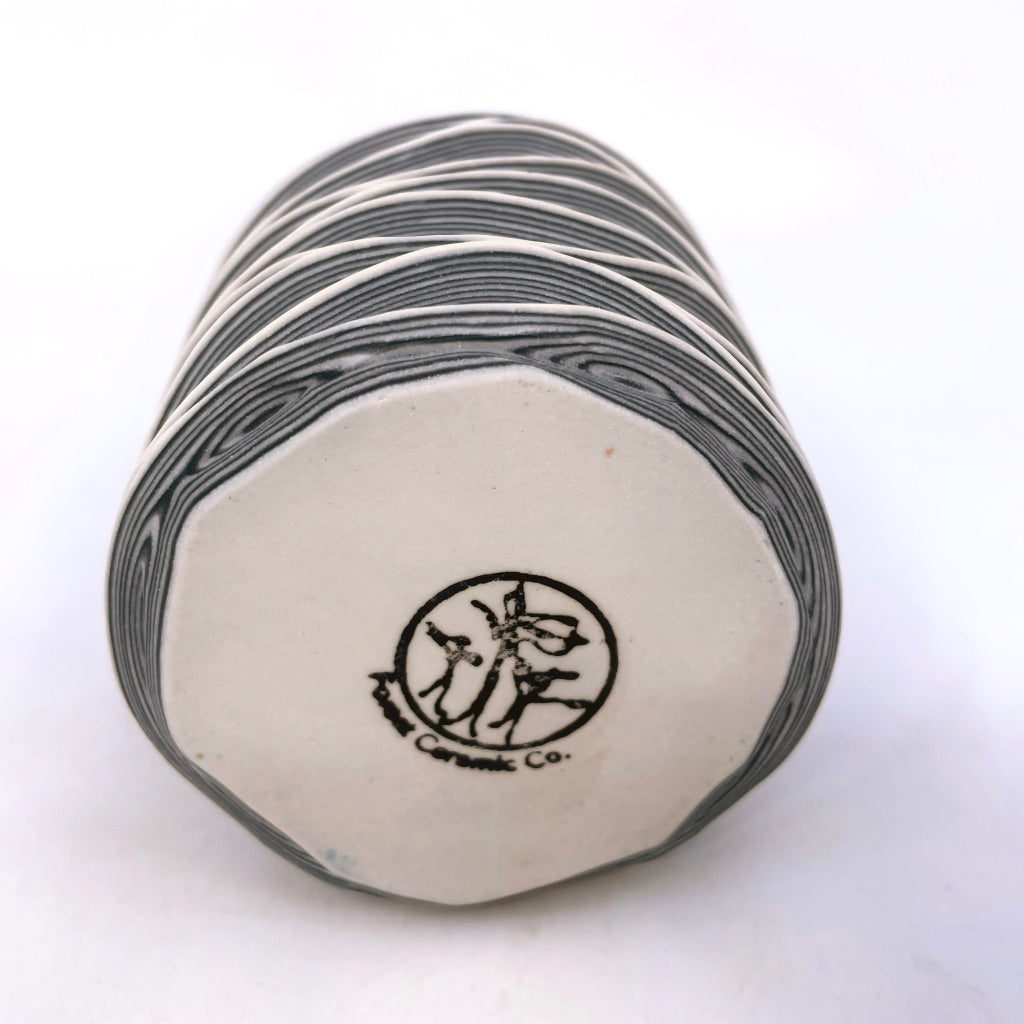B&W Flow 25-Layer Tumbler (Carved lip and base)